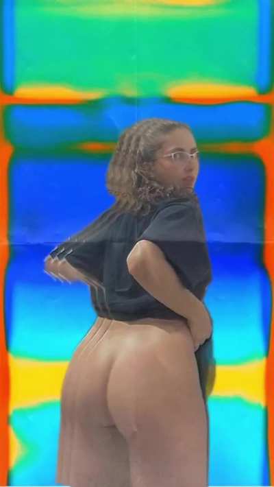 Spank me daddy 🍑👋🏼🔥