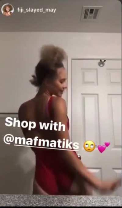 shakin ass