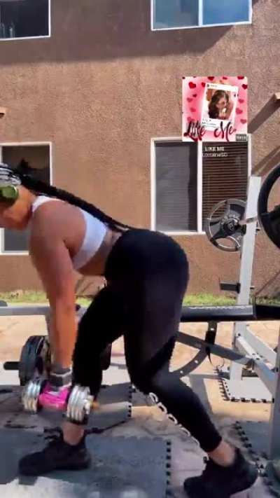 🏋🏽‍♀️<wbr>🐫🍯