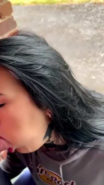 If your not having your dick sucked right now can I do it