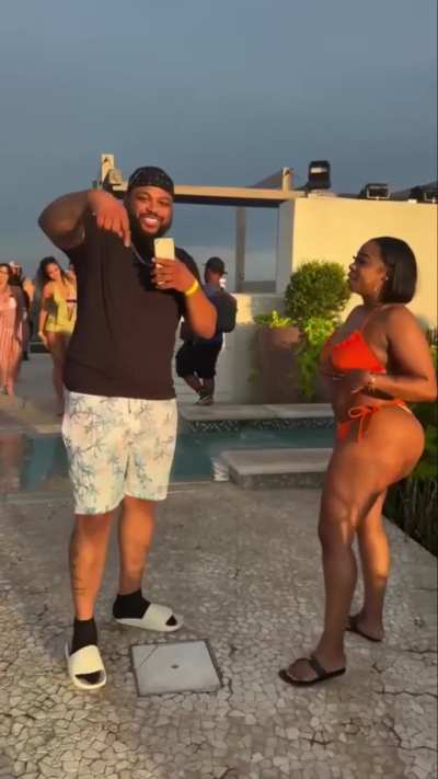 Bro really my favorite male content creator. He understand what the ppl
