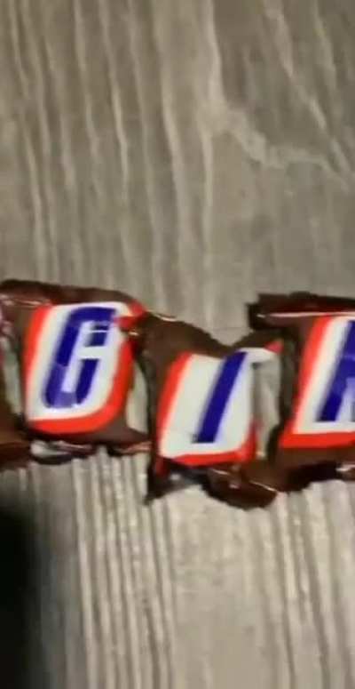 snickeriiigsjvdksvsmjdn