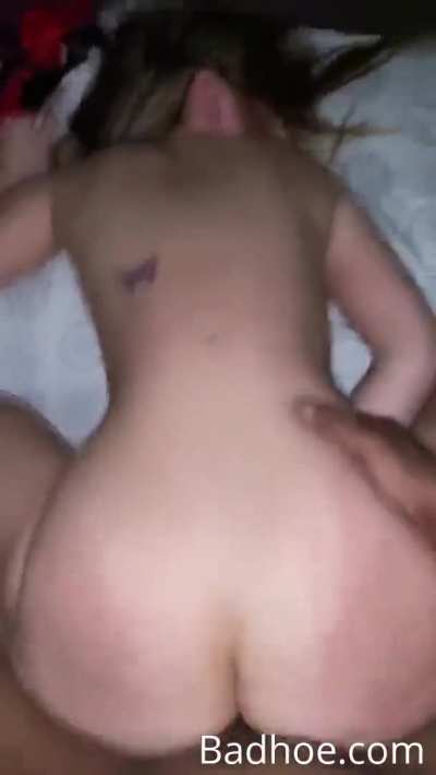 Sexy College Girl Cumming Hard On BBC!