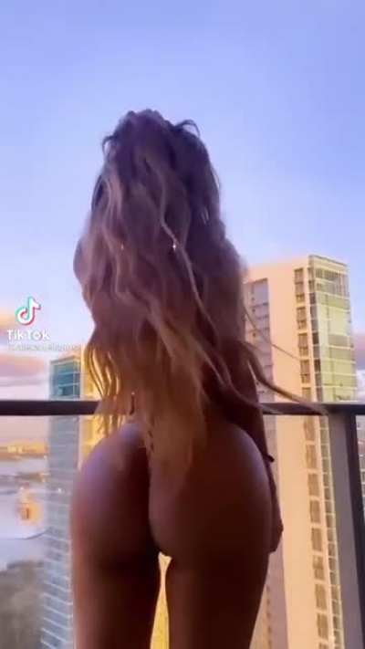 @alexadellanos