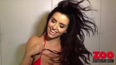 Those tits 🤤