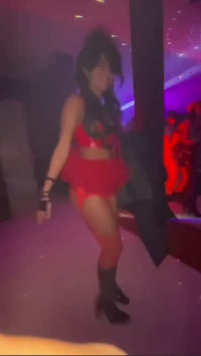 What an outfit 😍😍
