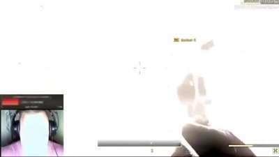 Light mode be like