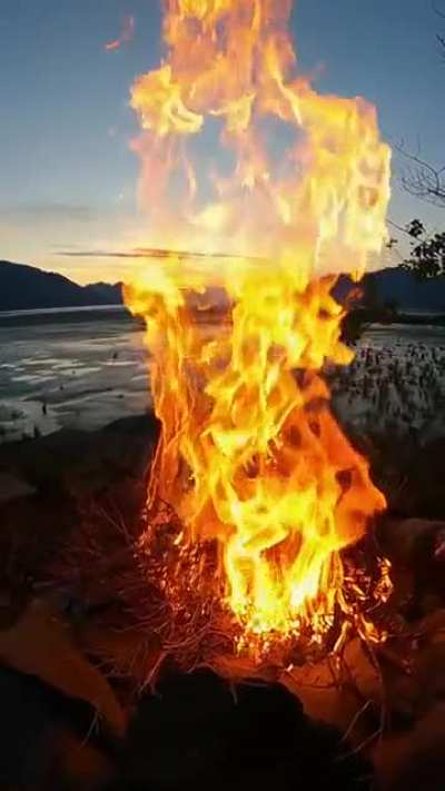 Fire in slomo
