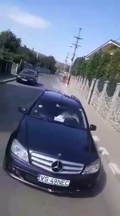 Am semnalizat, da n-ai văzut tu.