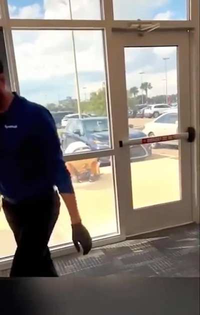 Grandpa gets kicked out of Spectrum