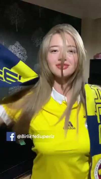 YAŞA FENERBAHÇEM 💛💙💛💙💛💙💛💙💛