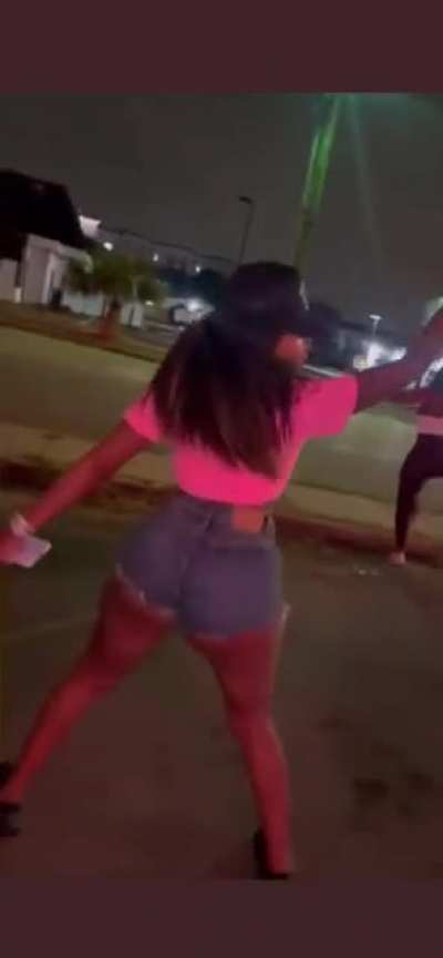 🍑🍑🍑