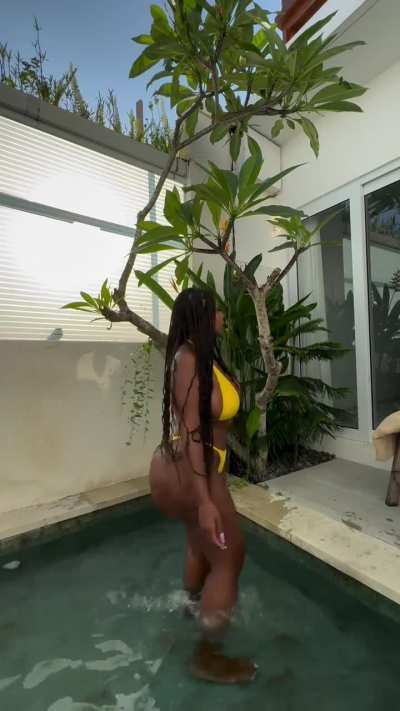 😮🍑🍑🍑😎