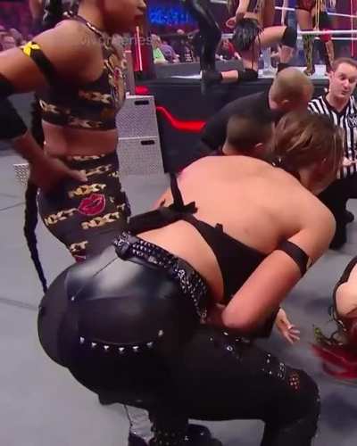 Rhea Ripley (7 MIC)