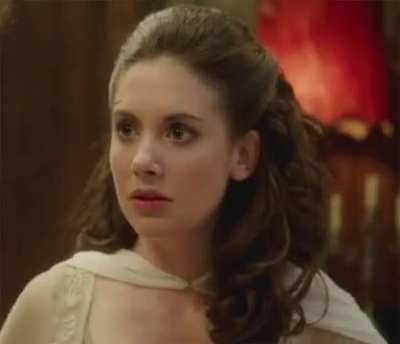 Alison Brie (