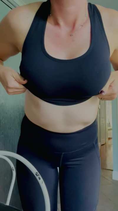 Post workout feels ✌️ [F]