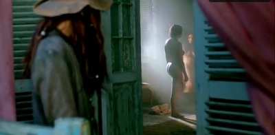 Jessica Parker Kennedy in Black Sails