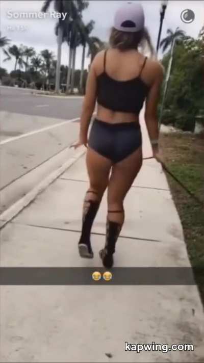 booty poppin