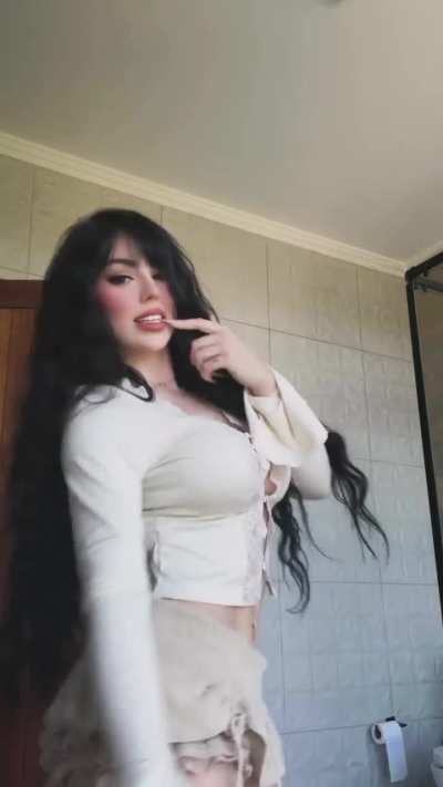 Bella Angel