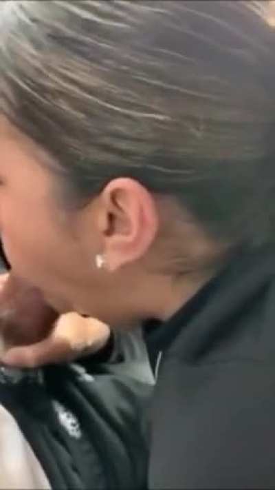 Wet Blowjob In Car After Dating