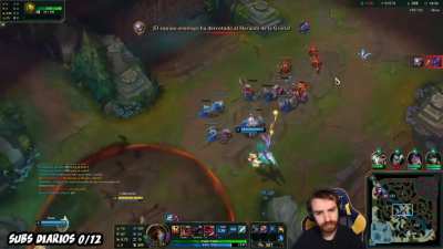 Que grande PochiPoom aprendiendo a jugar fiddle como emilio erre