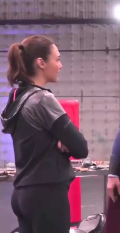 Gal Gadot's tight toned ass would drain any dick dry