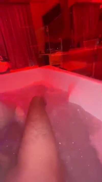 Sex in the bathtub