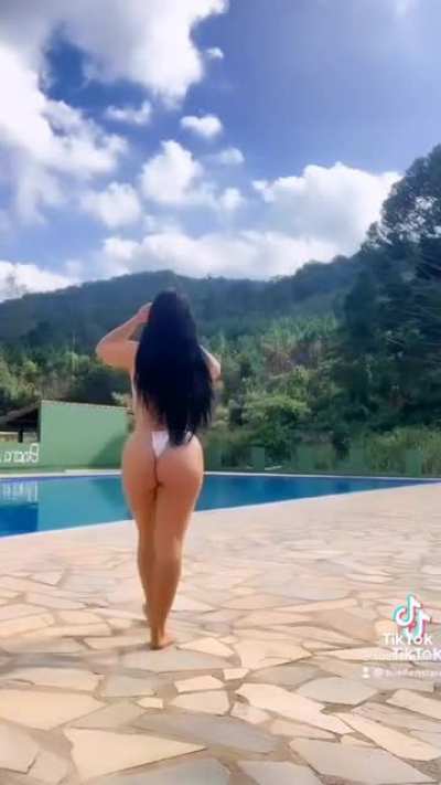 Insane 🍑🍑