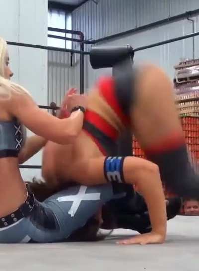 Skye Blue Jiggle