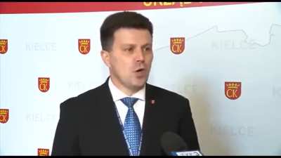 Dobrze, że powtórzył, bo za 3. razem nie usłyszałem