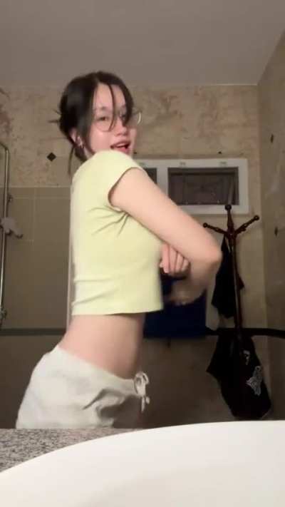 @thitaveeeeee