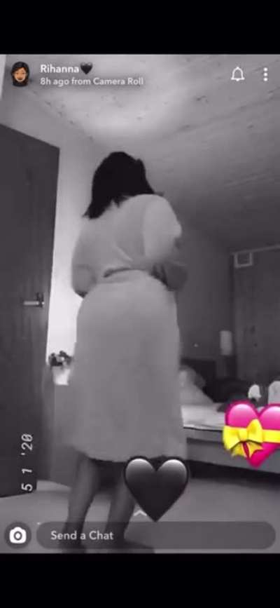 In robe 