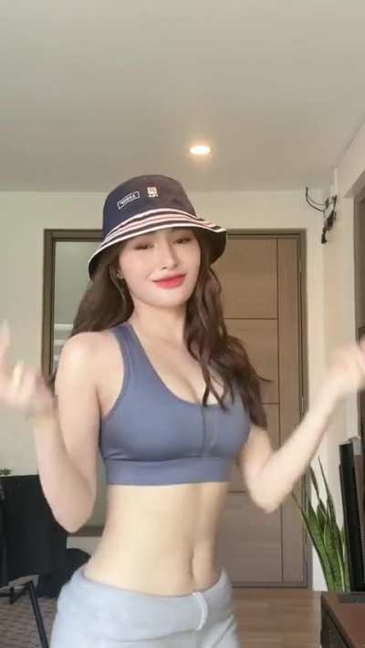 Sachzna Laparan