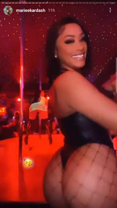 Mariee 🍑🍑
