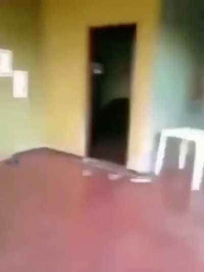 Çok feci oturttu