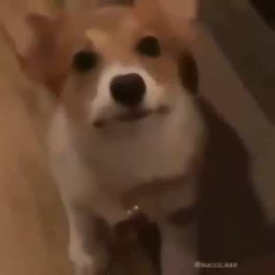😐