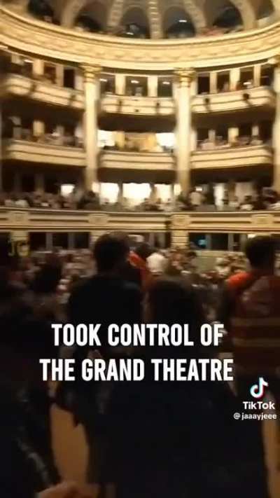 The French are furios