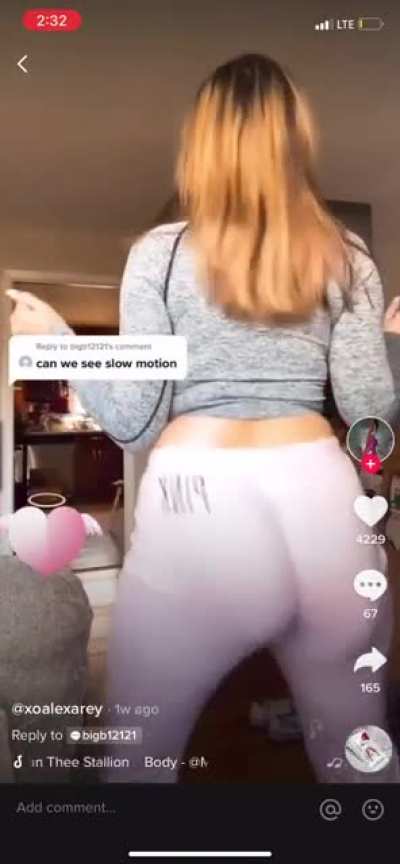 Slow-mo ASS