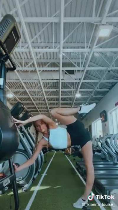 UNBG> Flex-a-rina