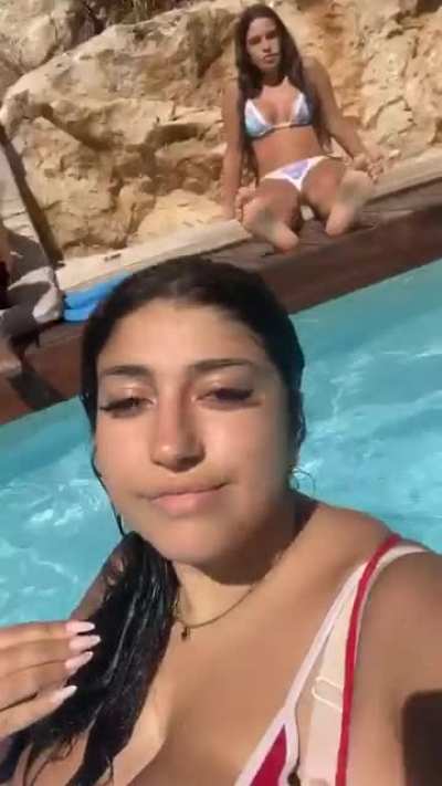 Big boobs in the water!! Chubby cheeks too😊