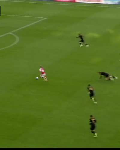 Jorginho pass