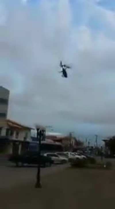 A helicopter flying low, what could go wrong?