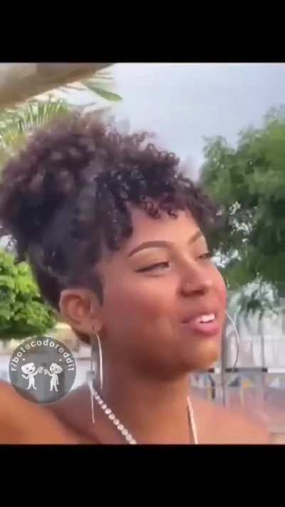 😂