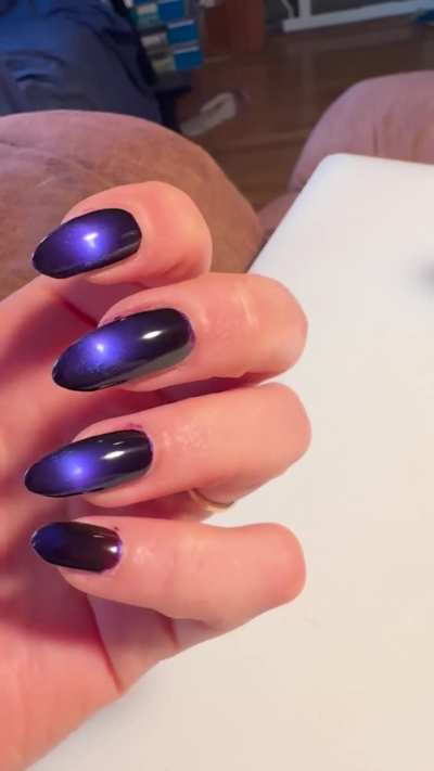 Immediately before destroying 40% of my mani 😭