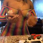 @Offi<wbr>cialm<wbr>izztw<wbr>erksu<wbr>m officially starting to bring the titties out