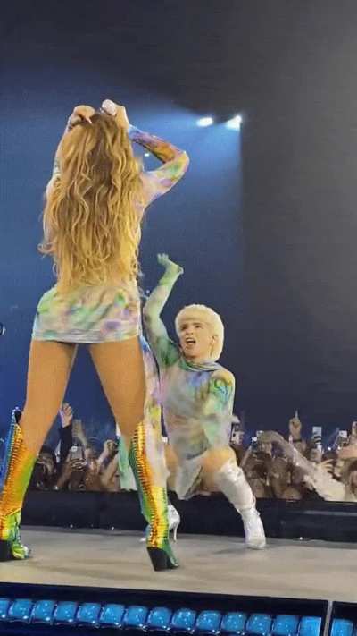 😩