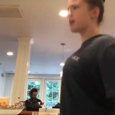Titty bounce