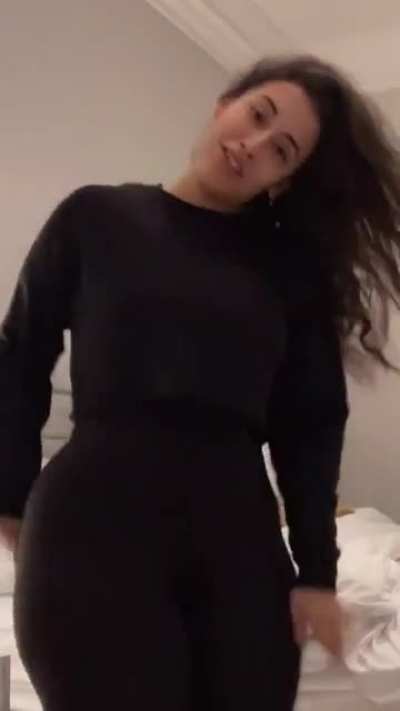 tiktokthots - Video #7501