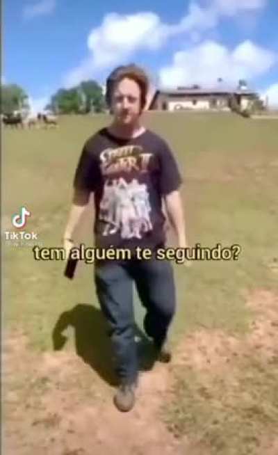 tem alguem te seguindo 🧐