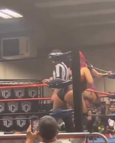 Killer Kelly 🍑 